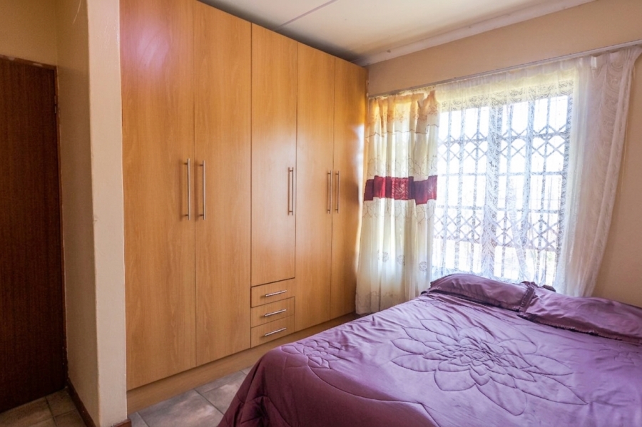 2 Bedroom Property for Sale in Amalinda Eastern Cape